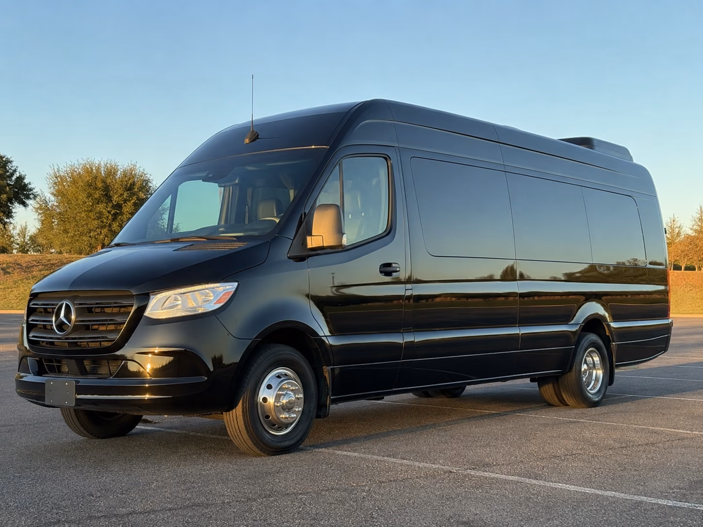 book a bus for your next wine tour 1