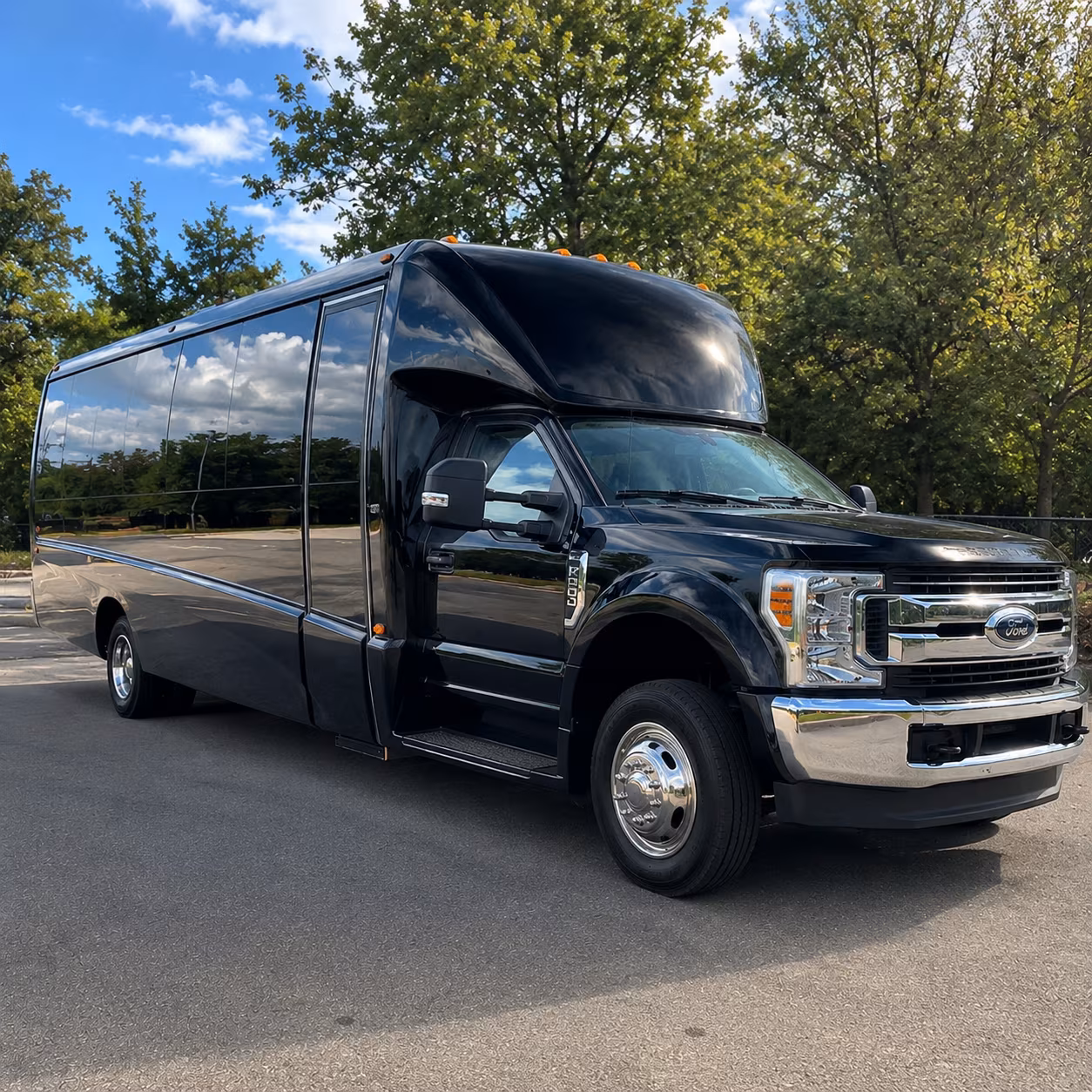 minibus rentals for bethlehem bridal party transportation