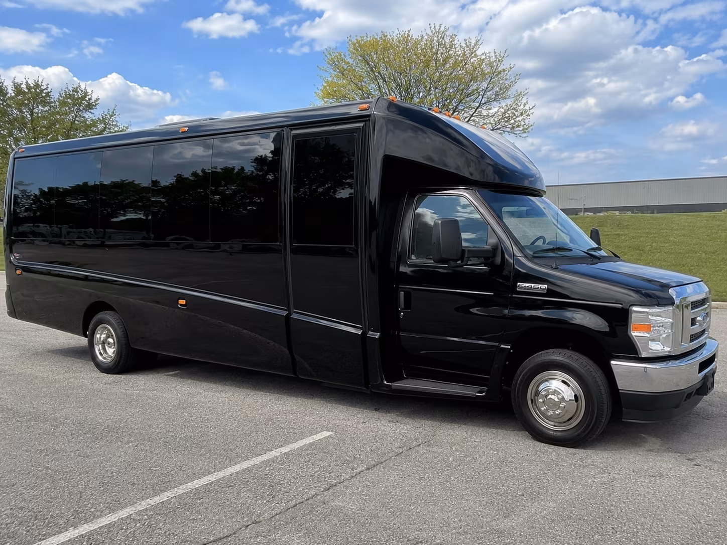 rent a minibus in bethlehem for small group prom night rides